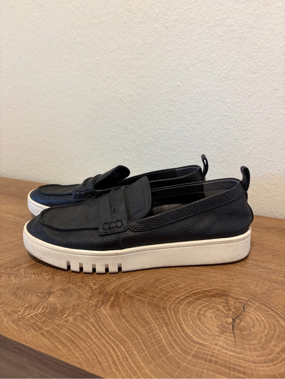 Vionic Black Leather Slip-On Penny Loafer Sneaker (B7) - Picture 2 of 6